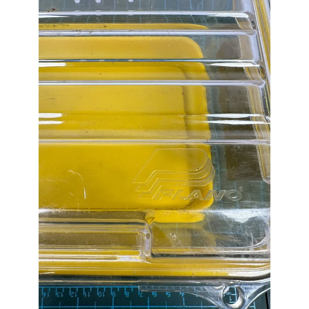 PLANO 1460 DRI LOC SEAL POLYCARBONATE WATERPROOF STORAGE CASE